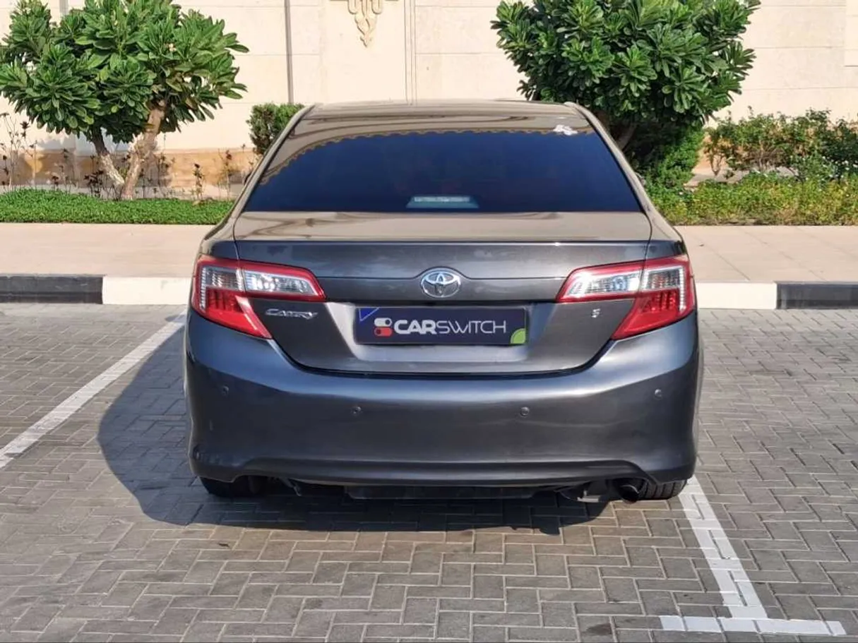 Car image 6