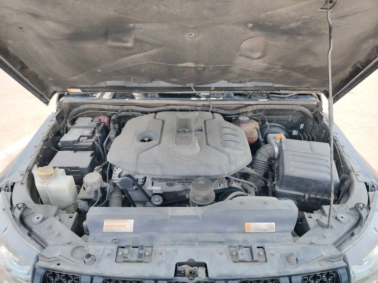 Car image 33
