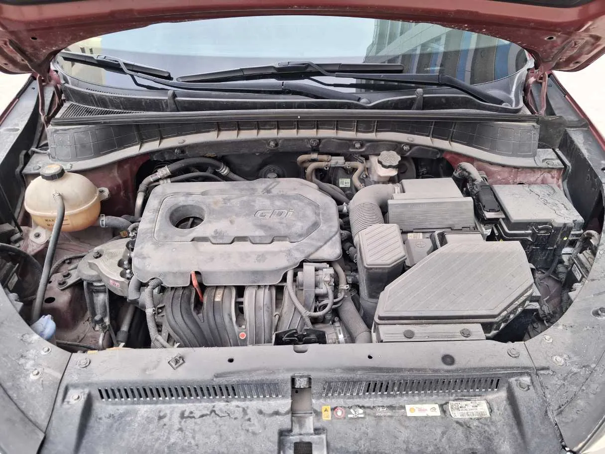 Car image 21