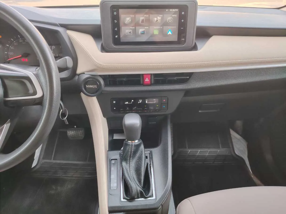 Car image 20