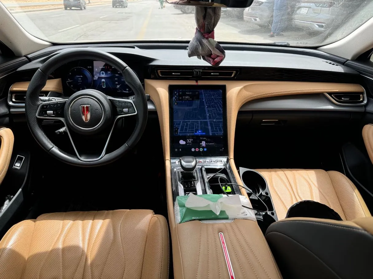 Car image 17