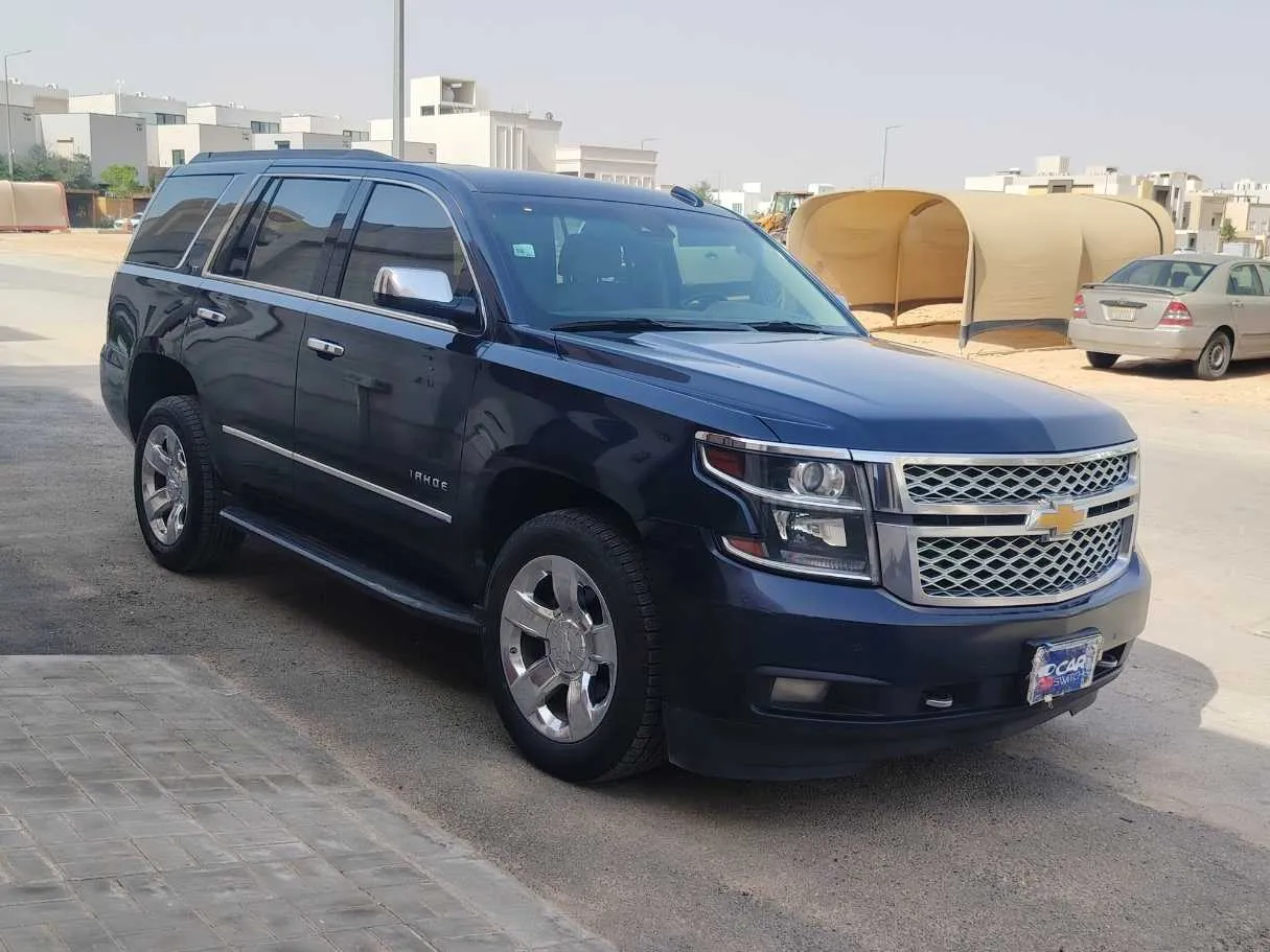 Car image 3