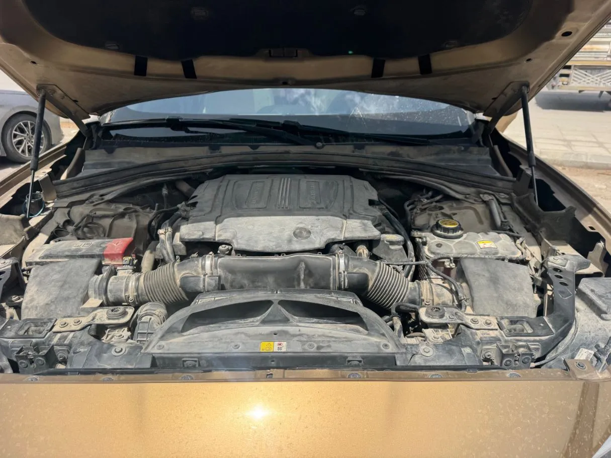 Car image 22