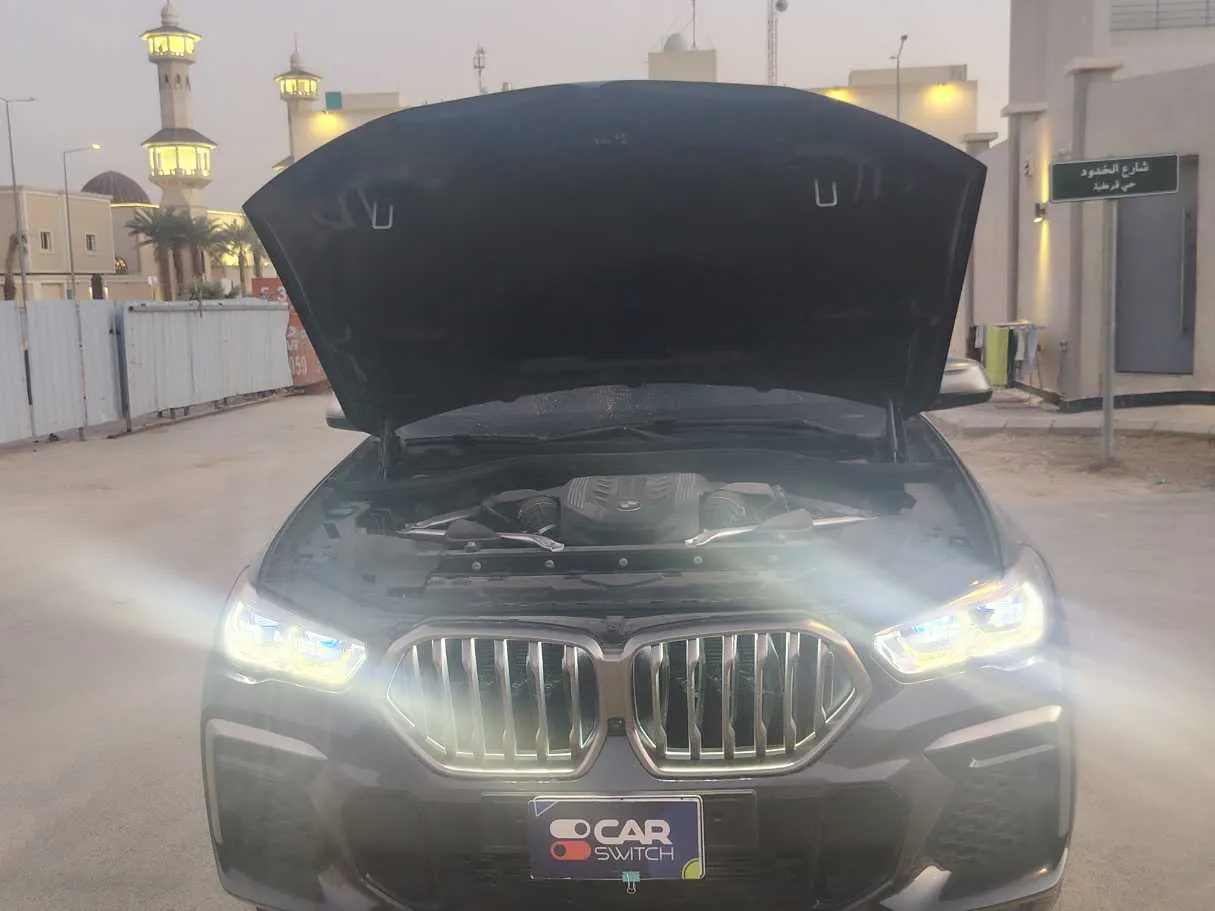 Car image 36