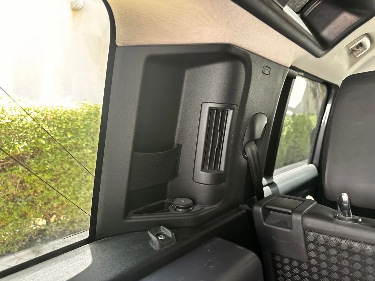 Car image 33