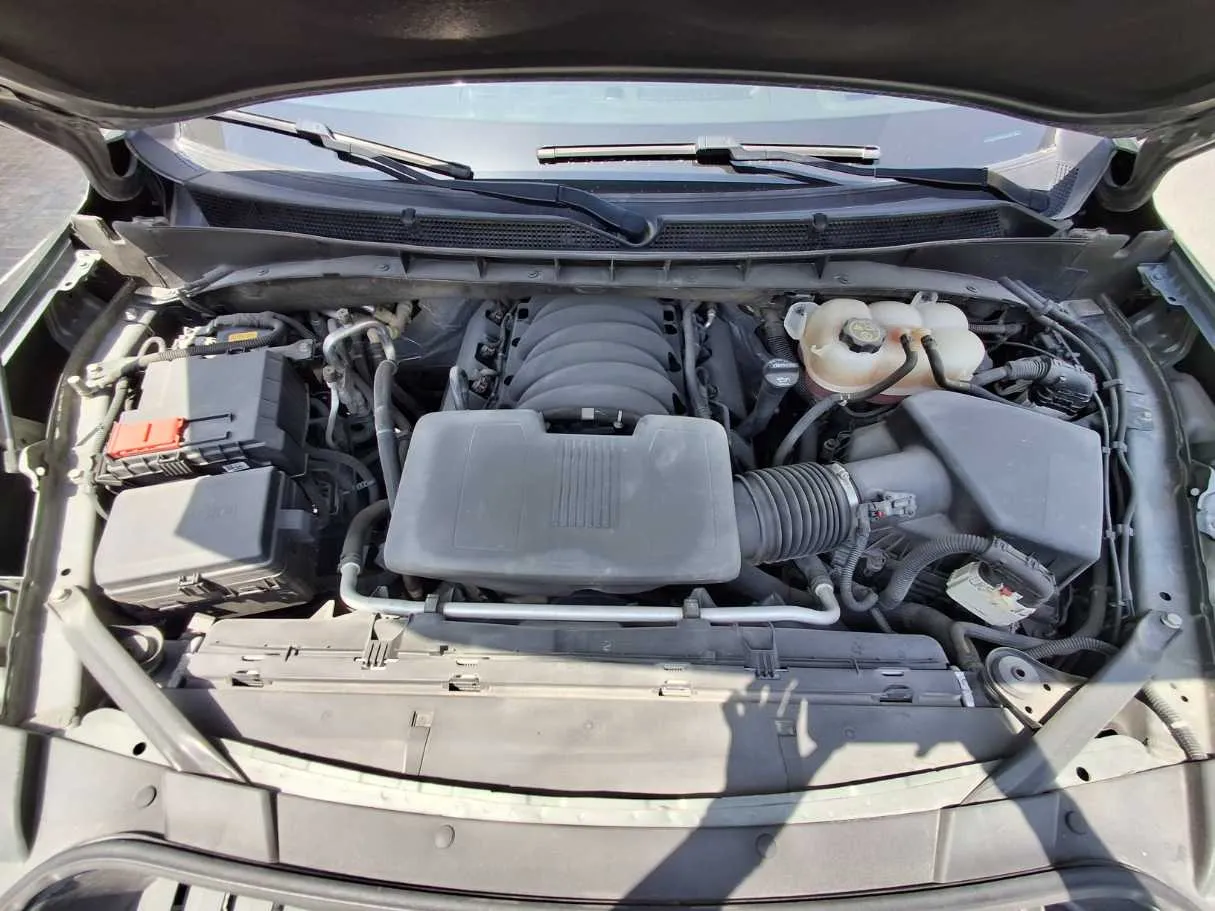 Car image 24