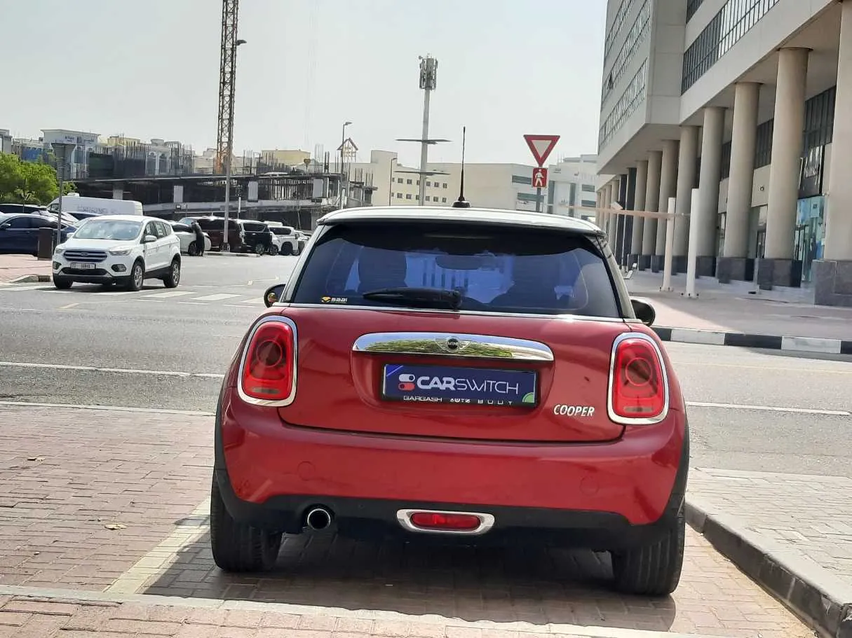 Car image 6