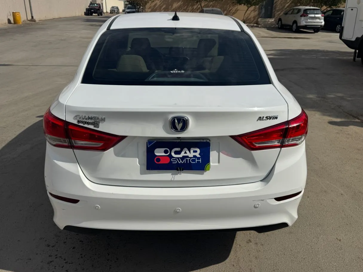 Car image 6