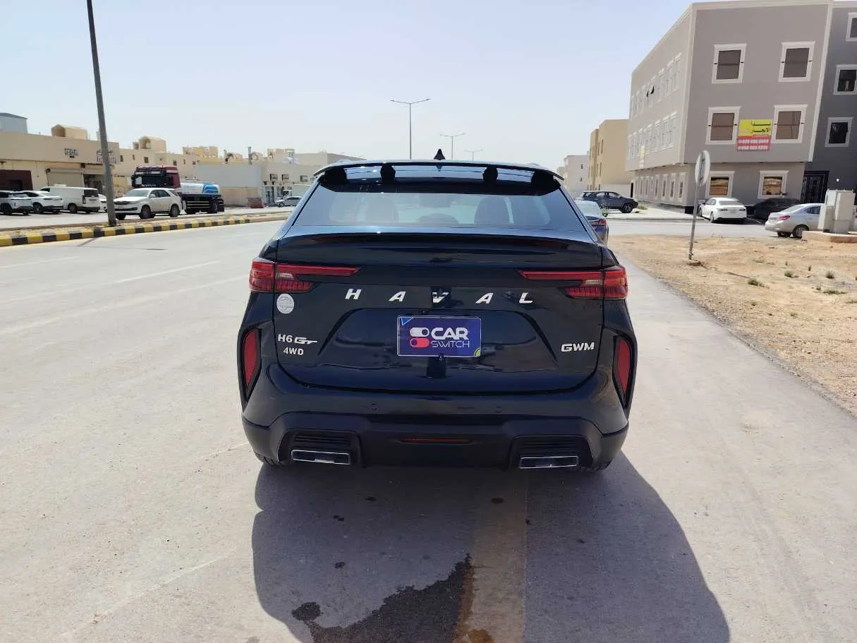 Car image 6