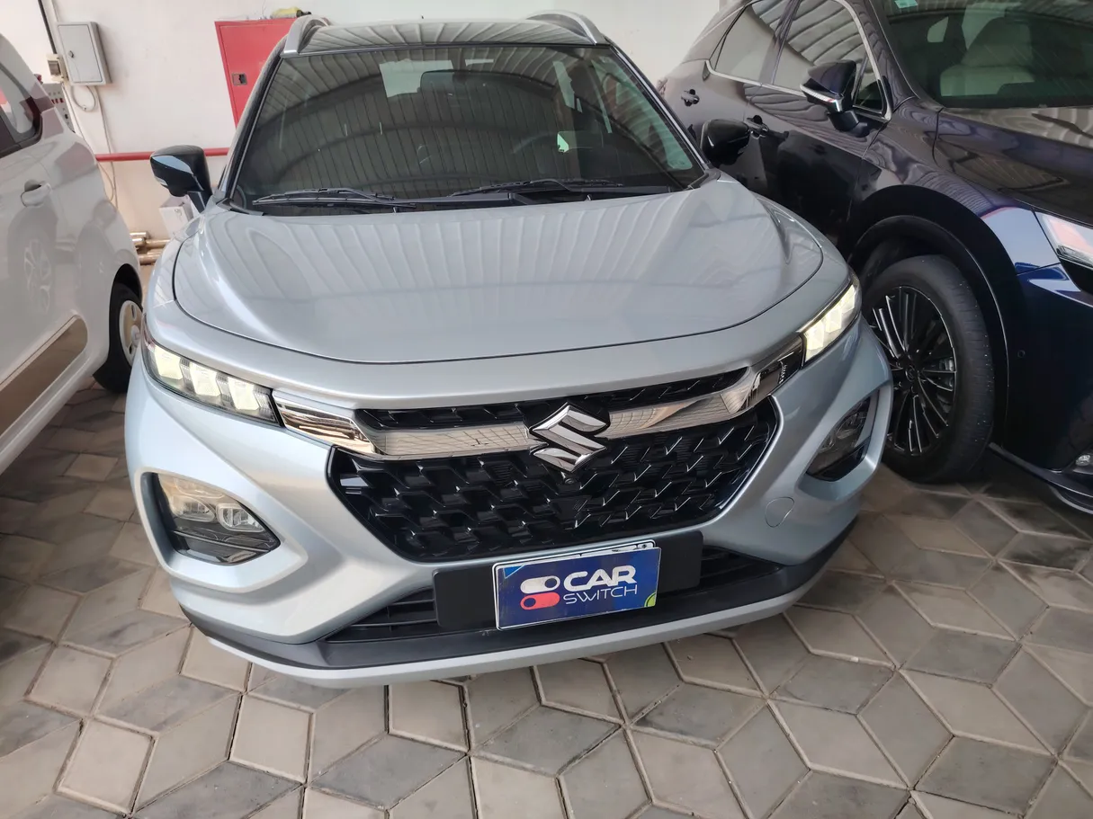 Car image 2