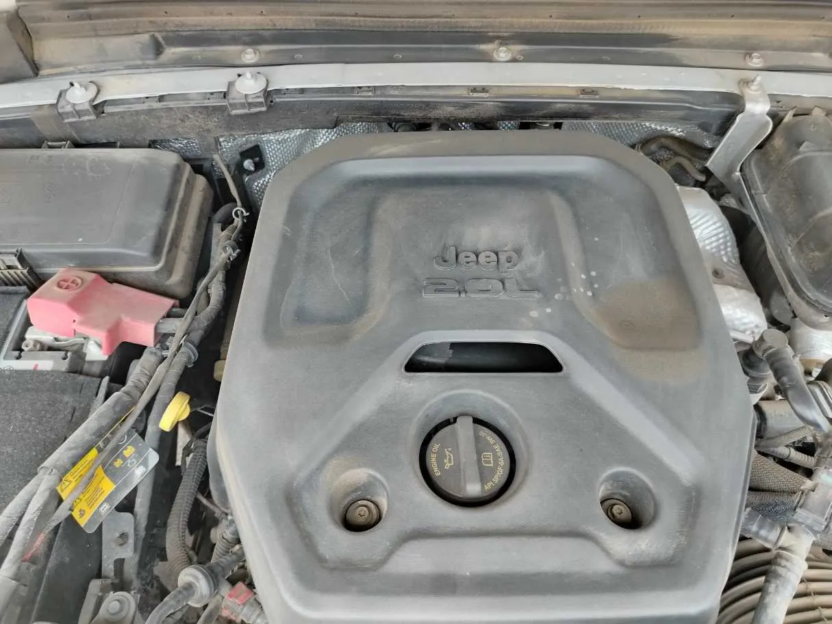 Car image 39
