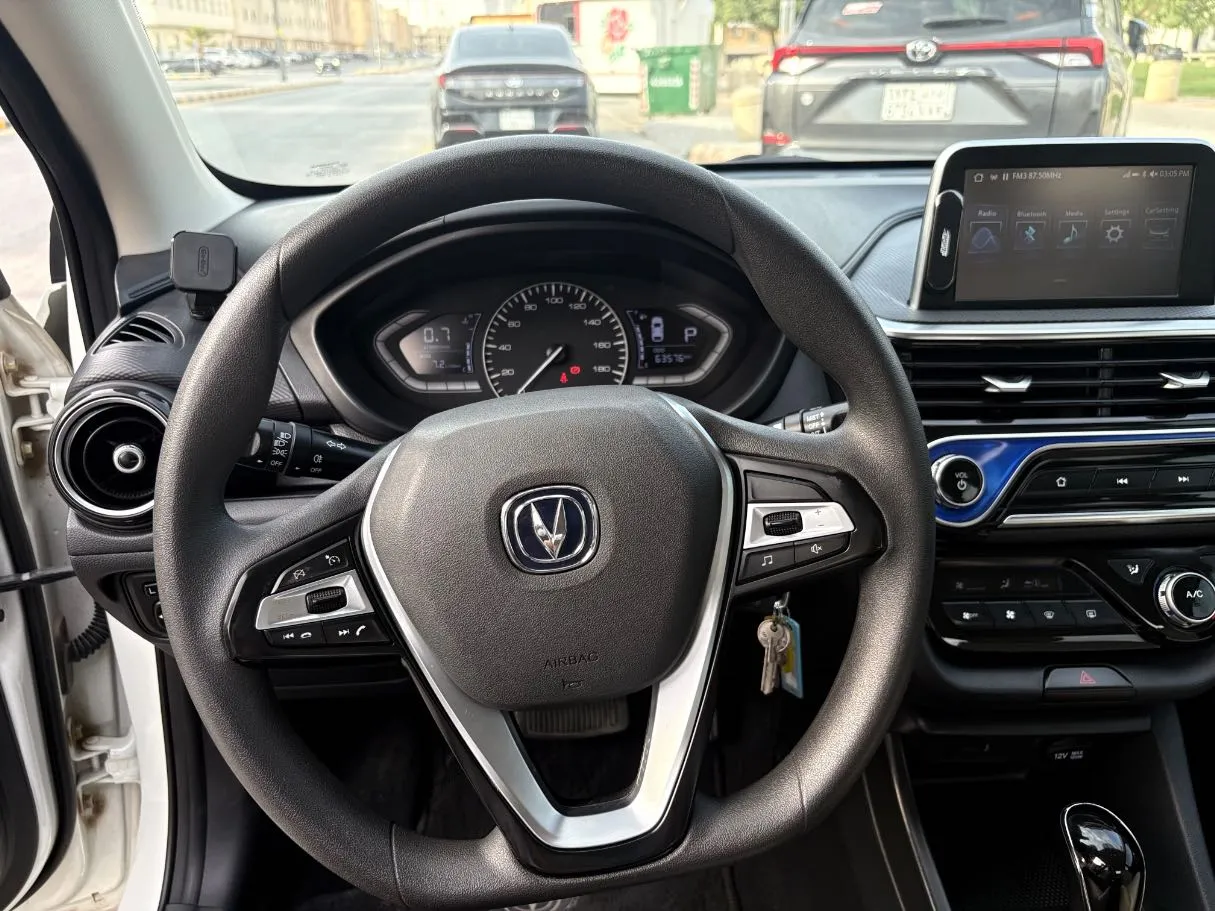 Car image 22