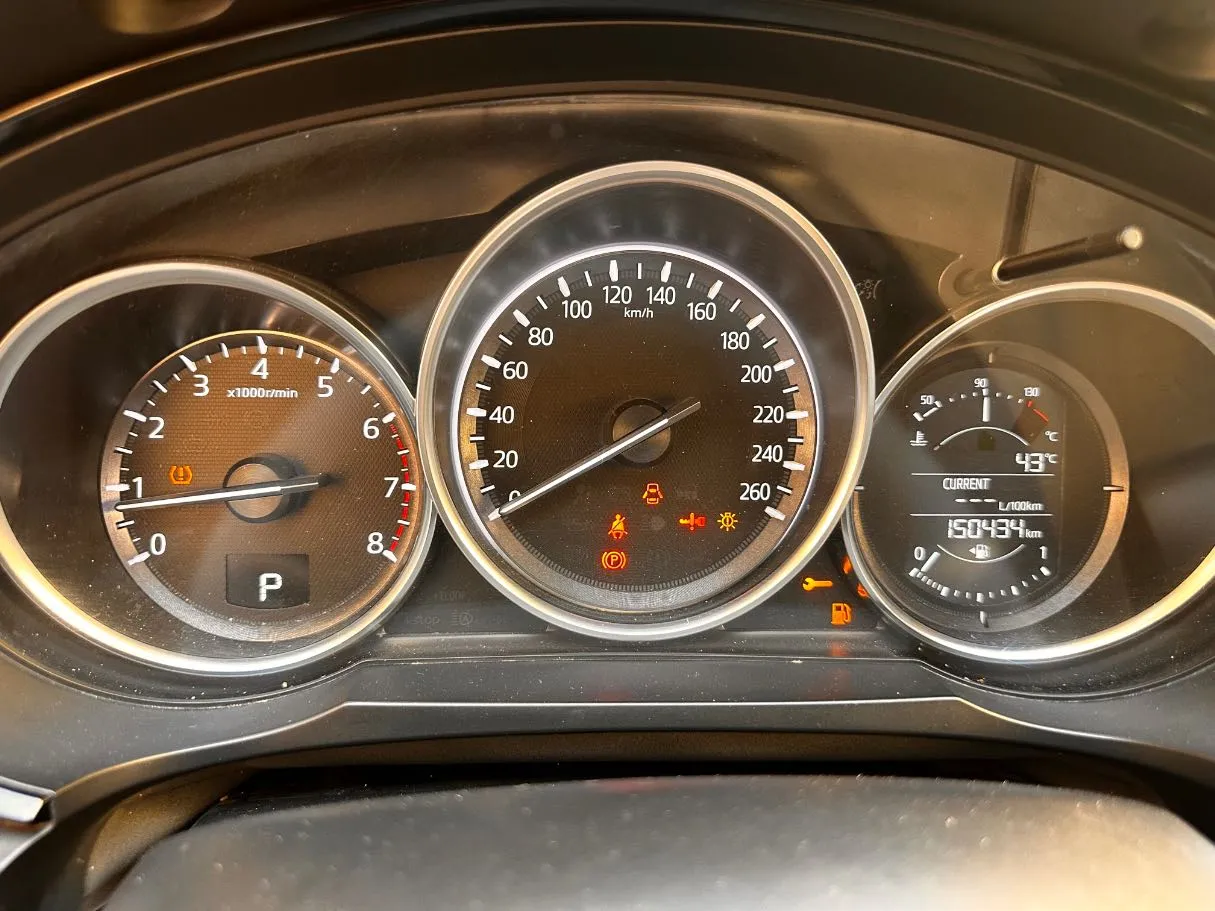 Car image 21