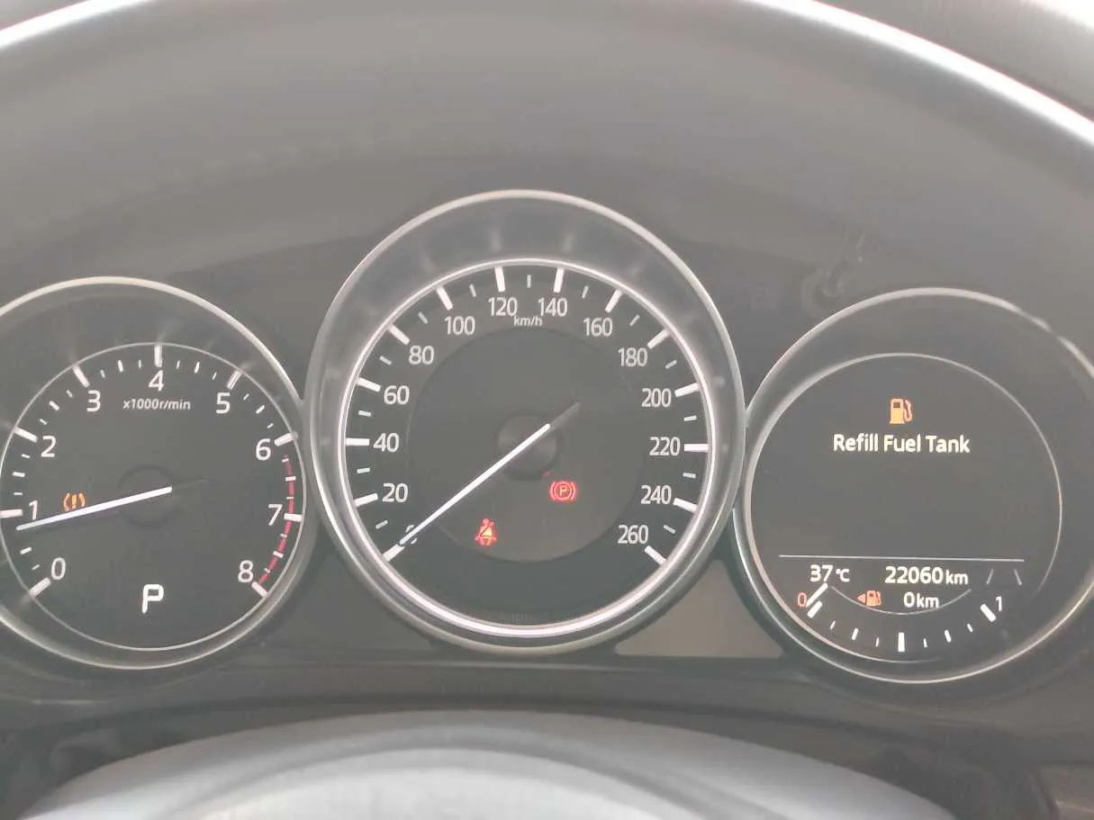 Car image 32