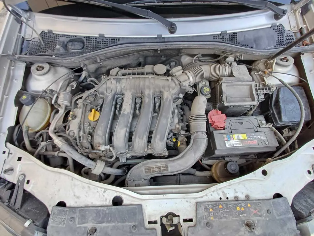 Car image 21