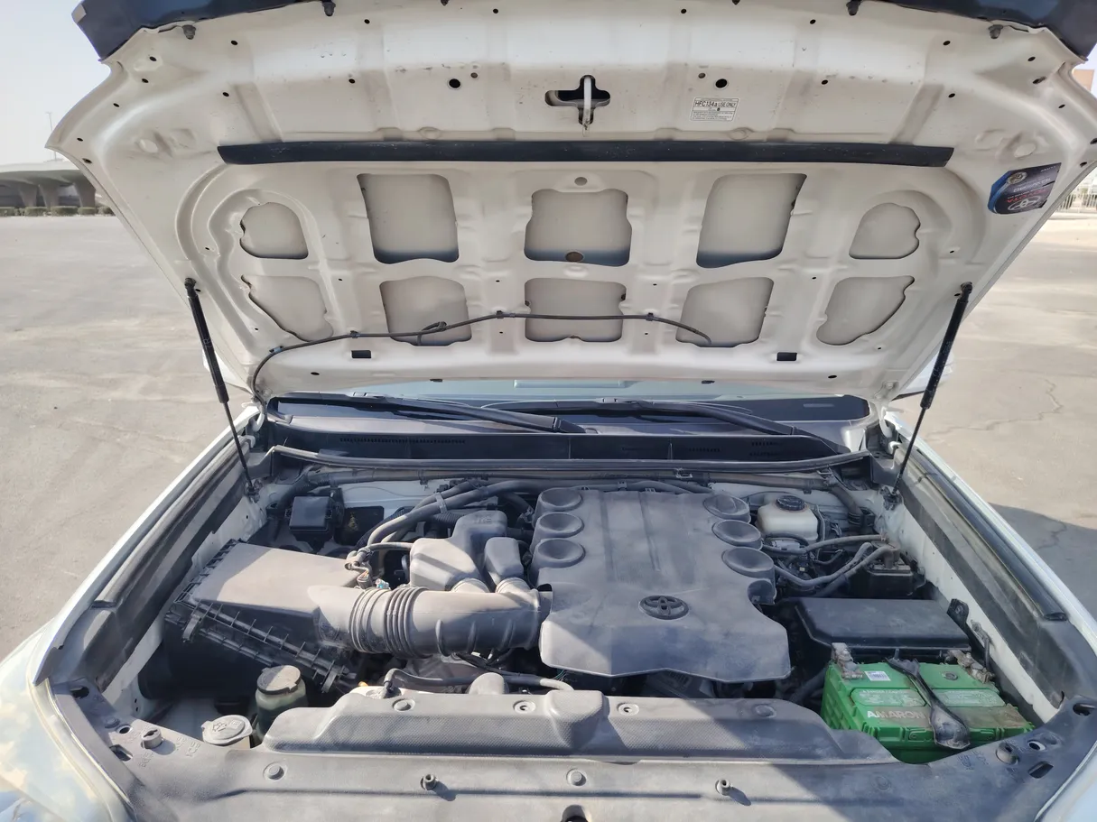 Car image 29