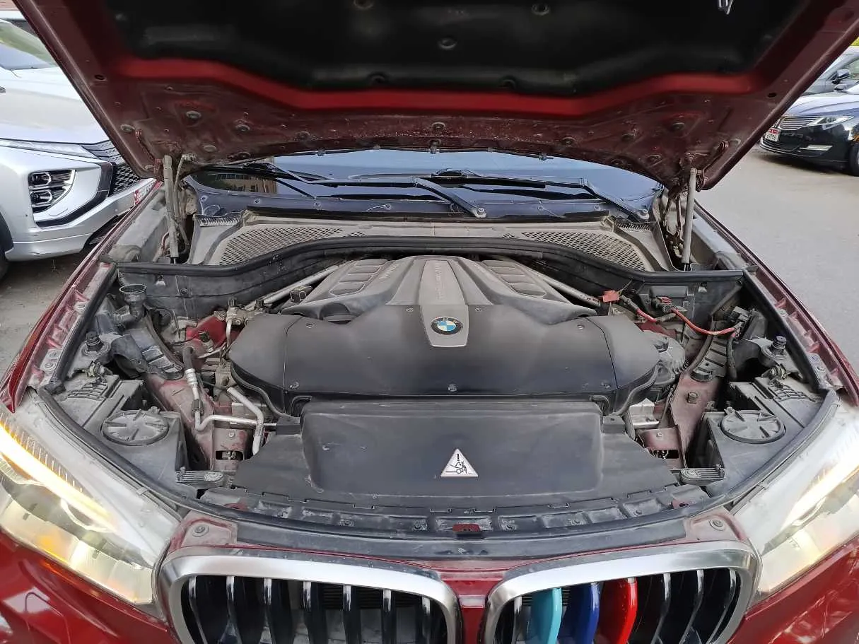 Car image 28