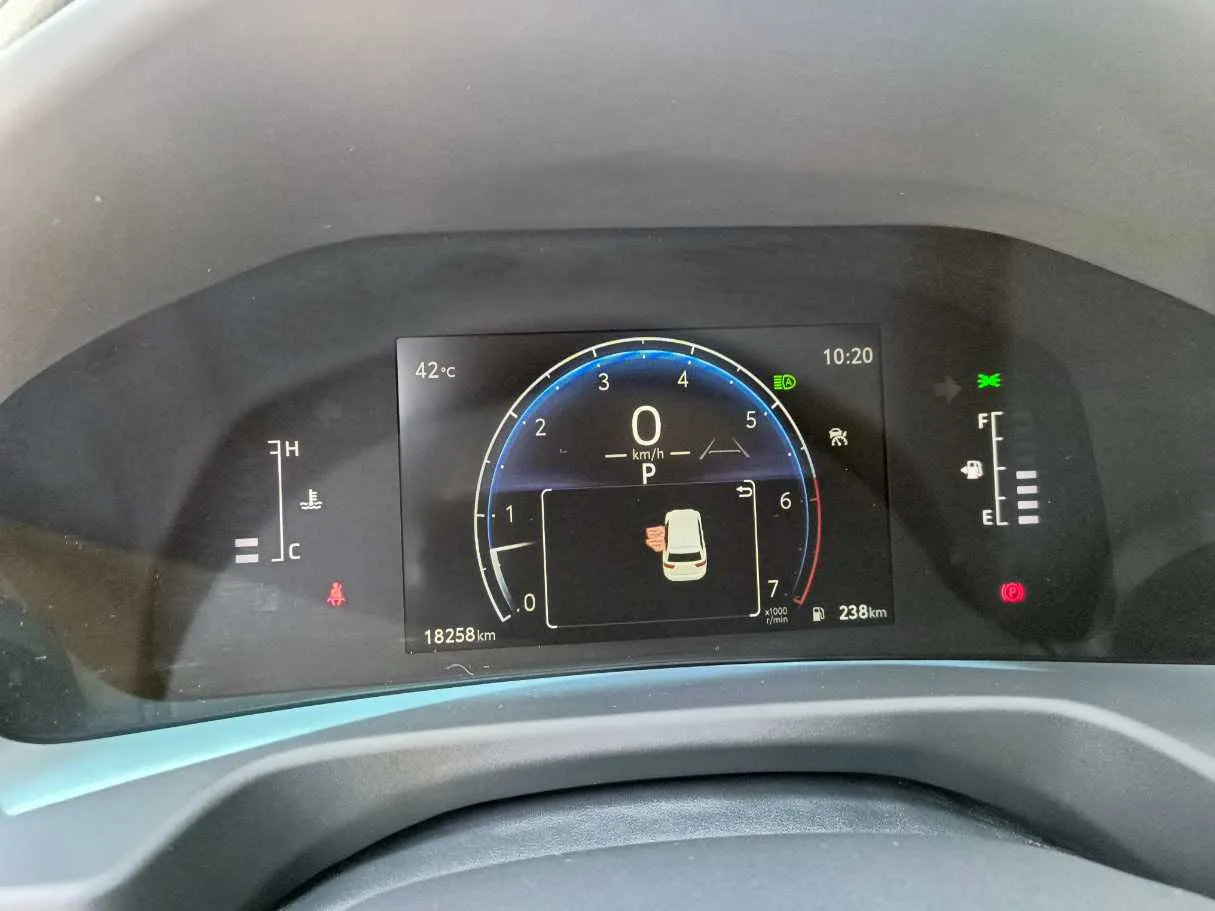 Car image 28