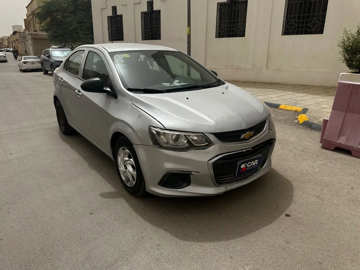 Car image 3