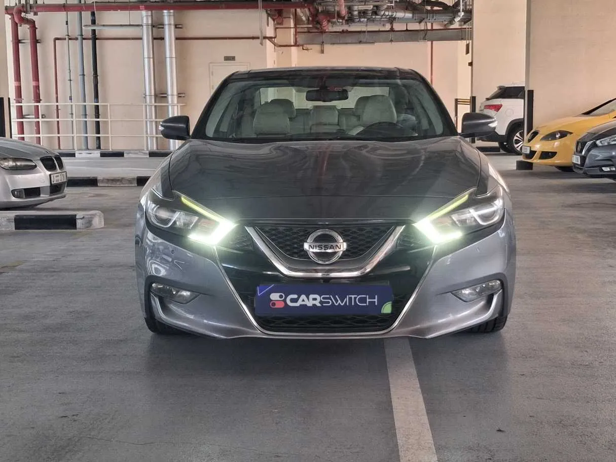 Car image 2