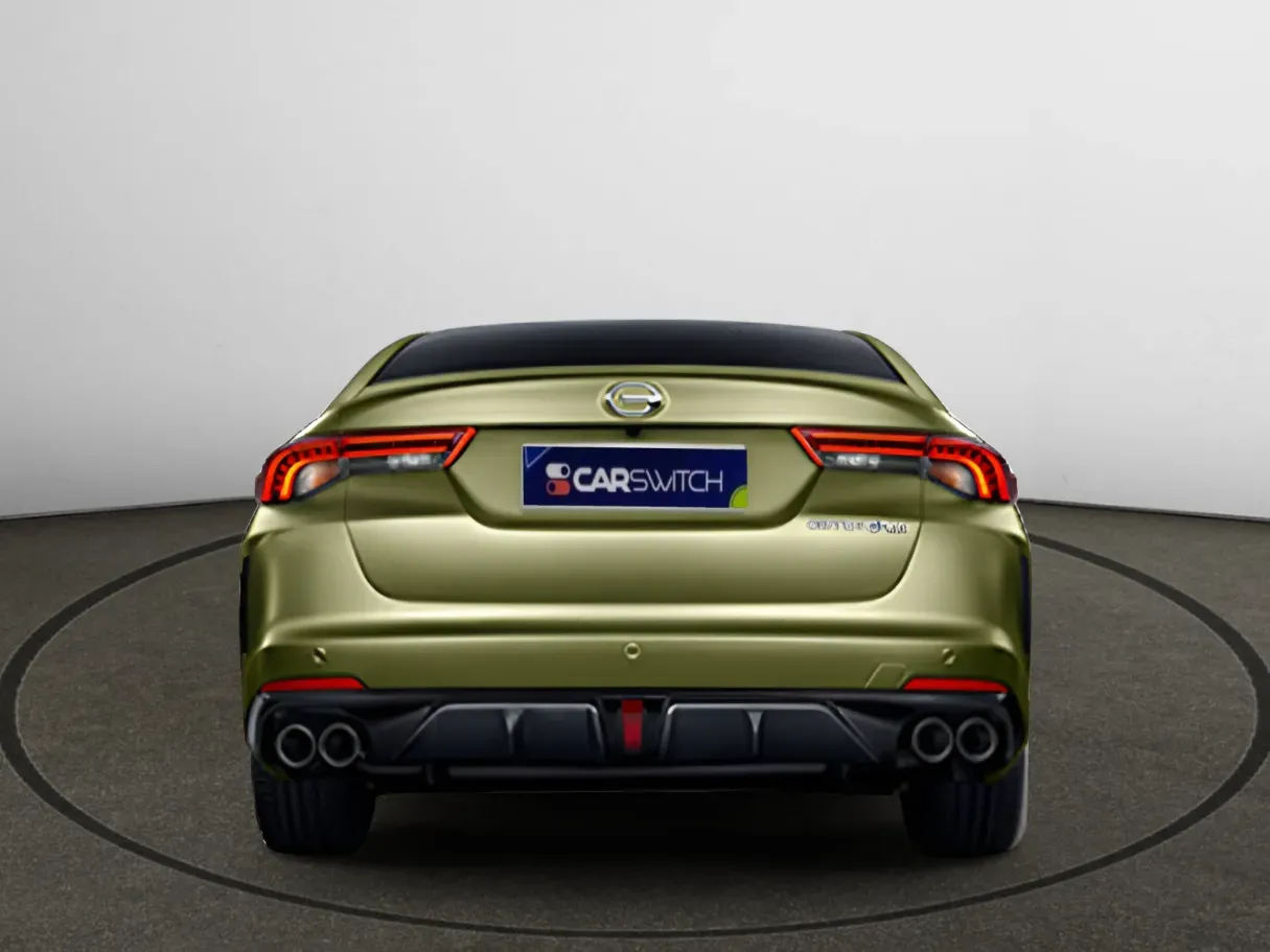 Car image 4
