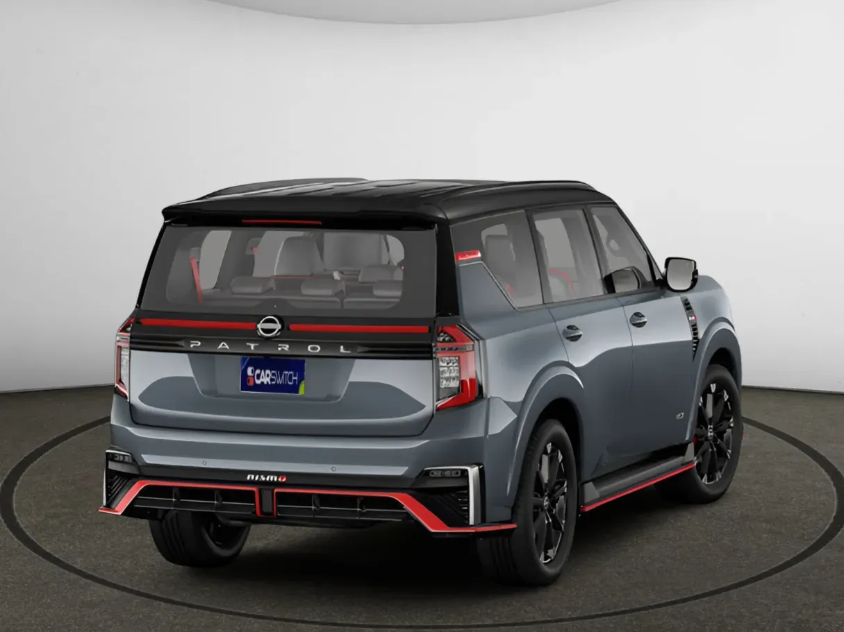 Car image 4