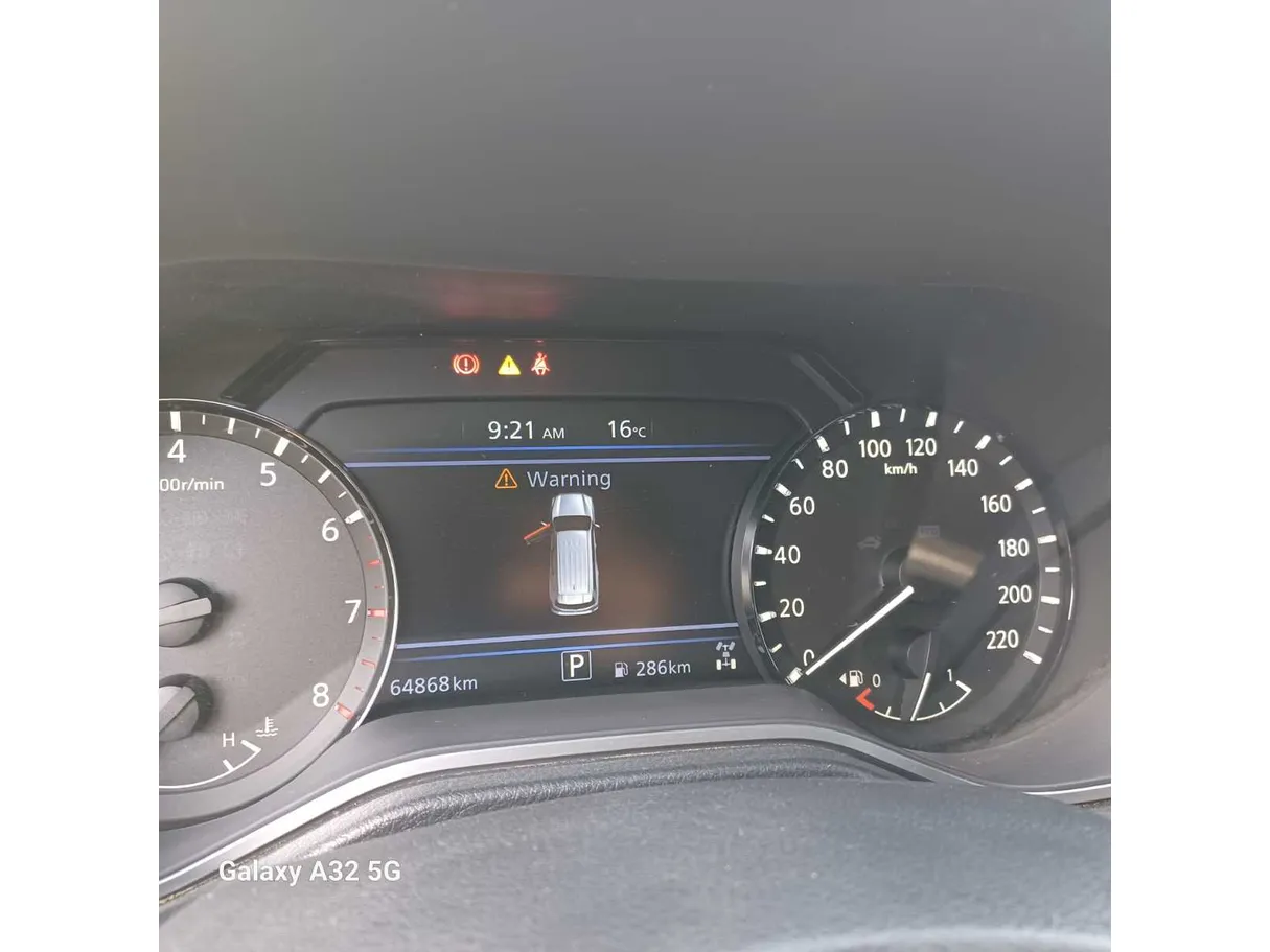 Car image 20