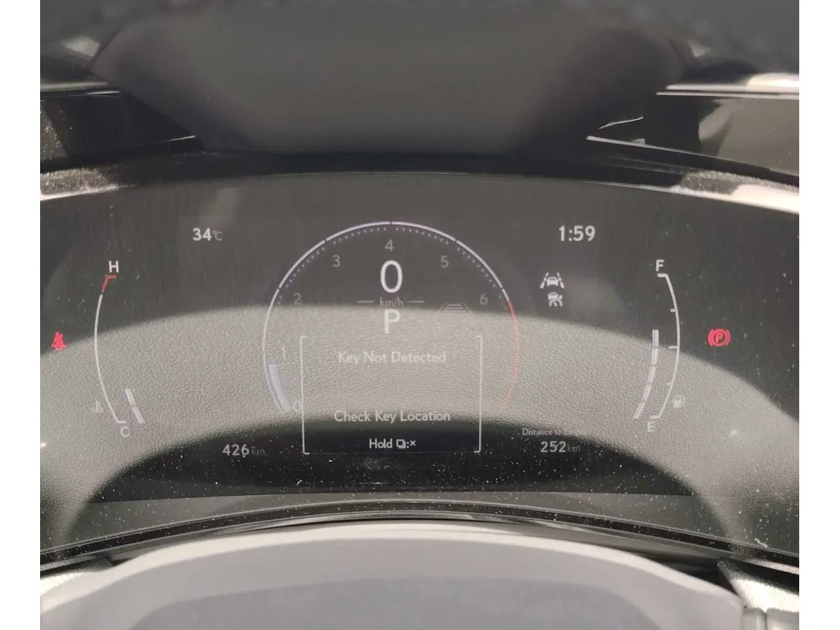 Car image 26