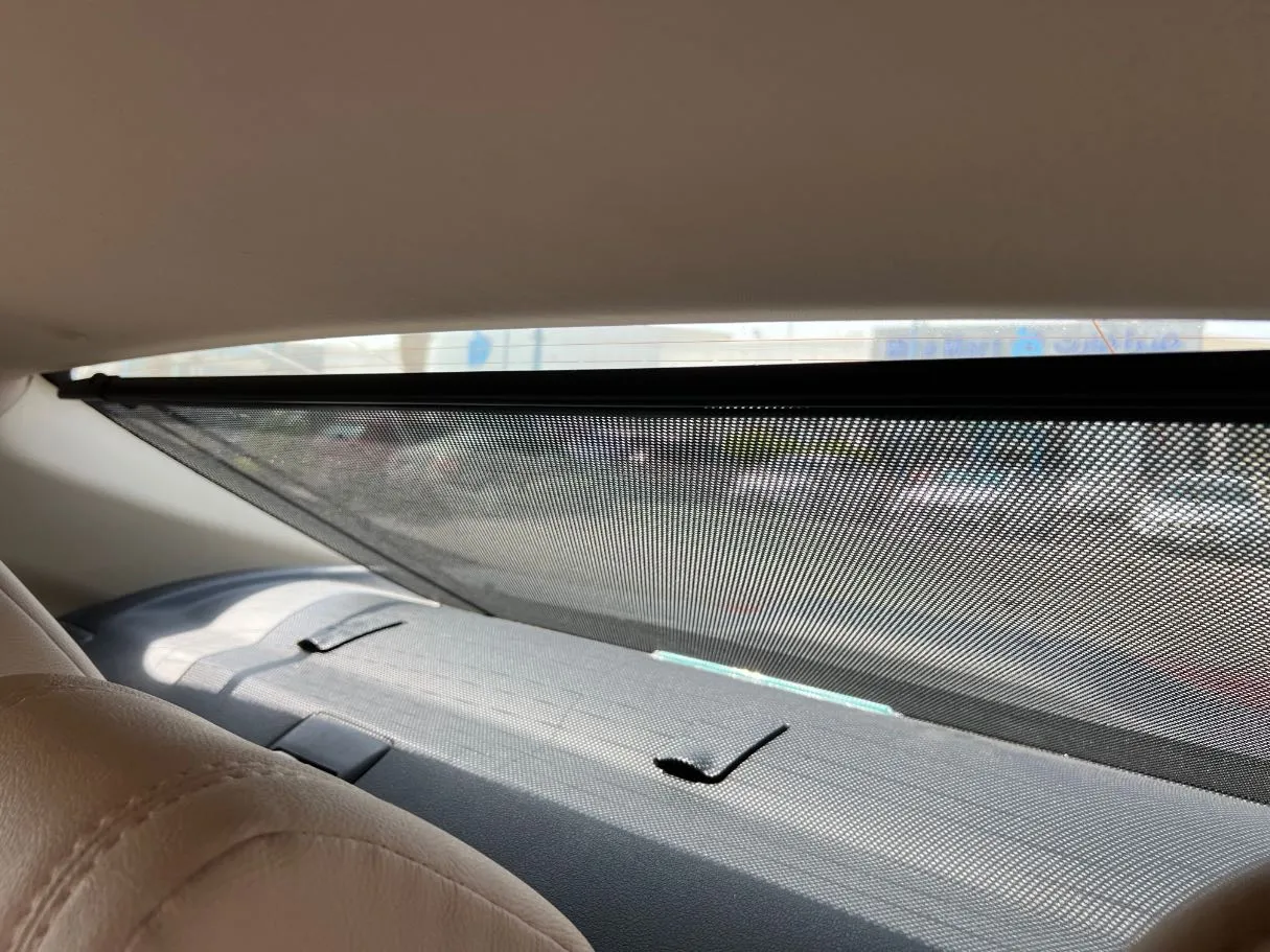 Car image 27