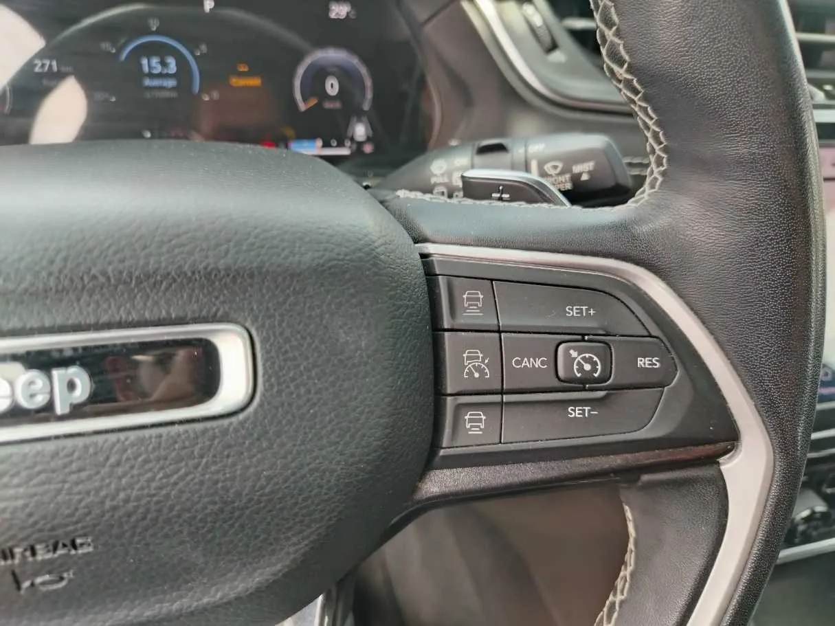 Car image 38