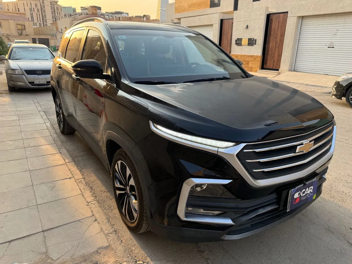 Car image 3