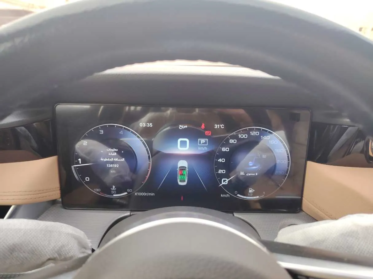 Car image 17