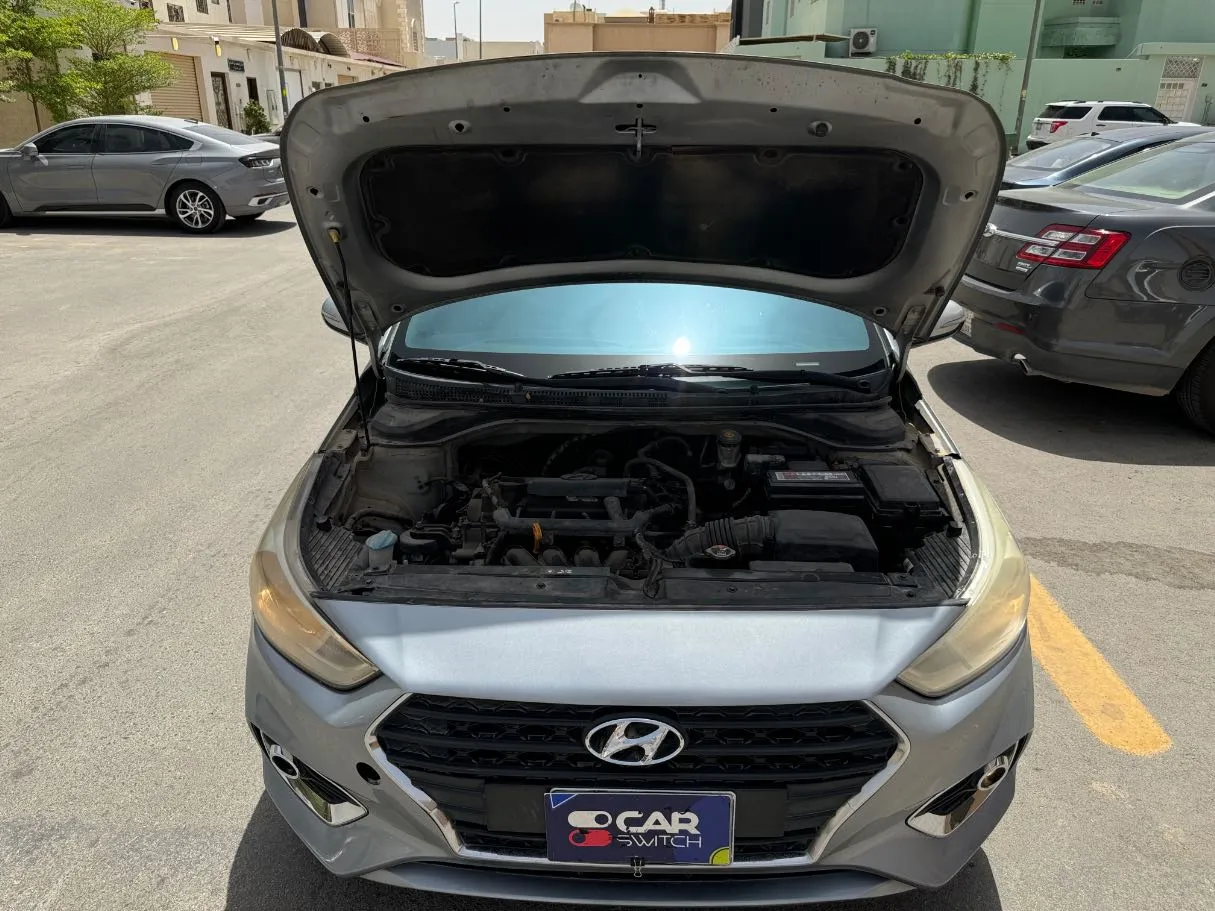 Car image 21