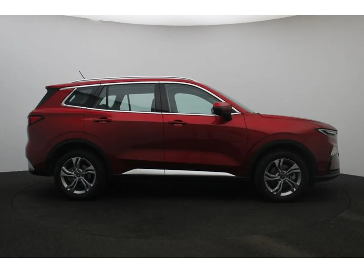 Car image 13