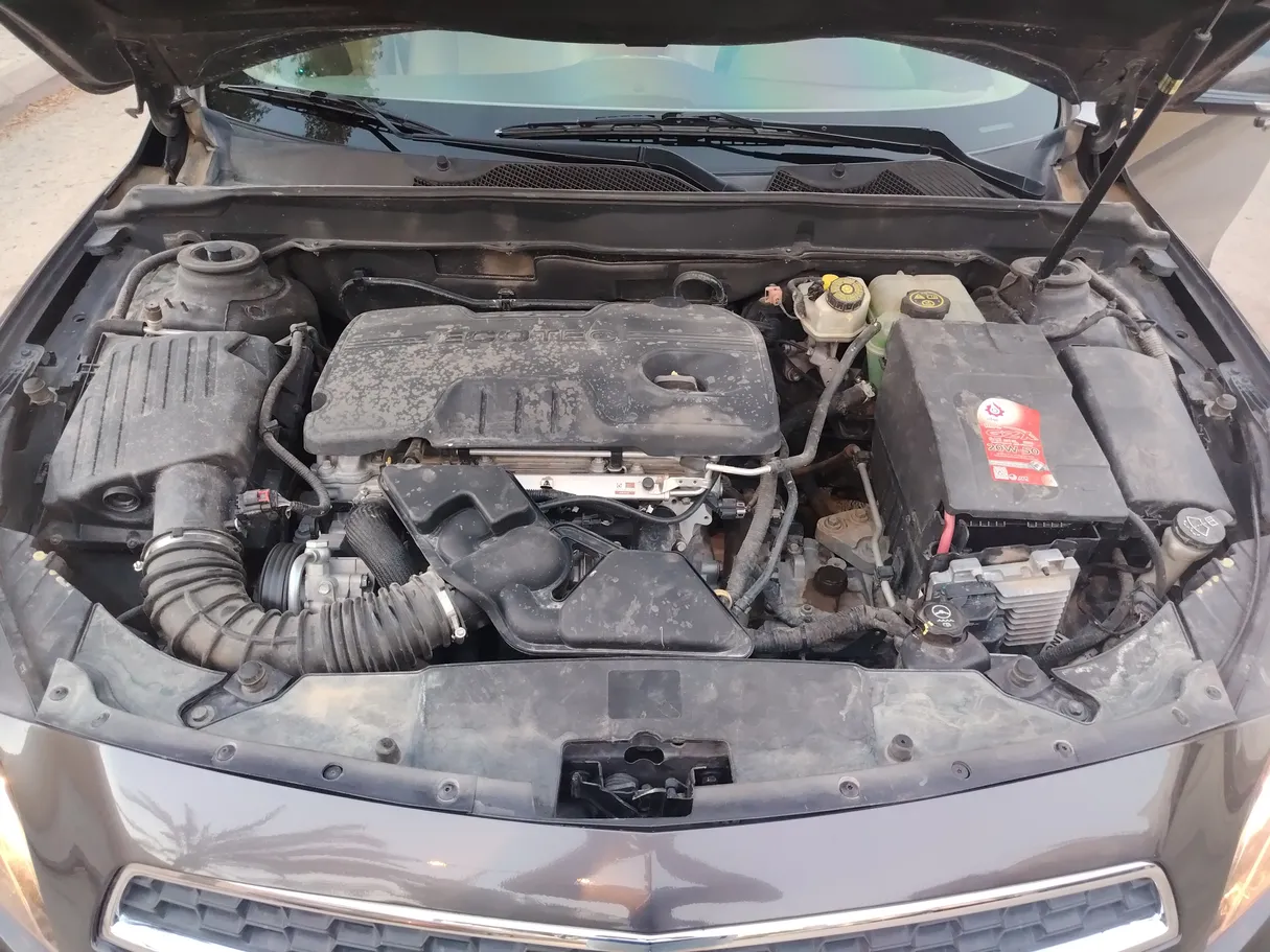 Car image 30