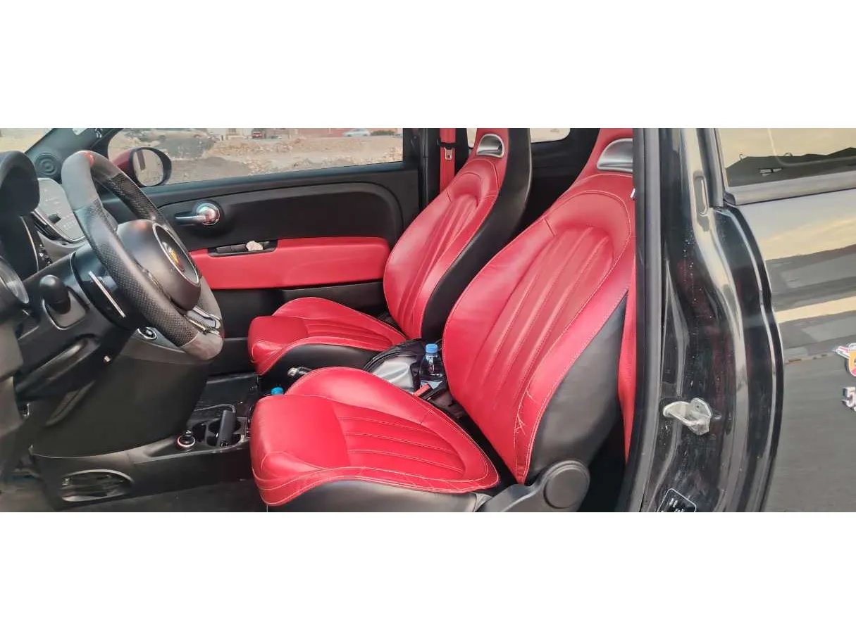 Car image 13