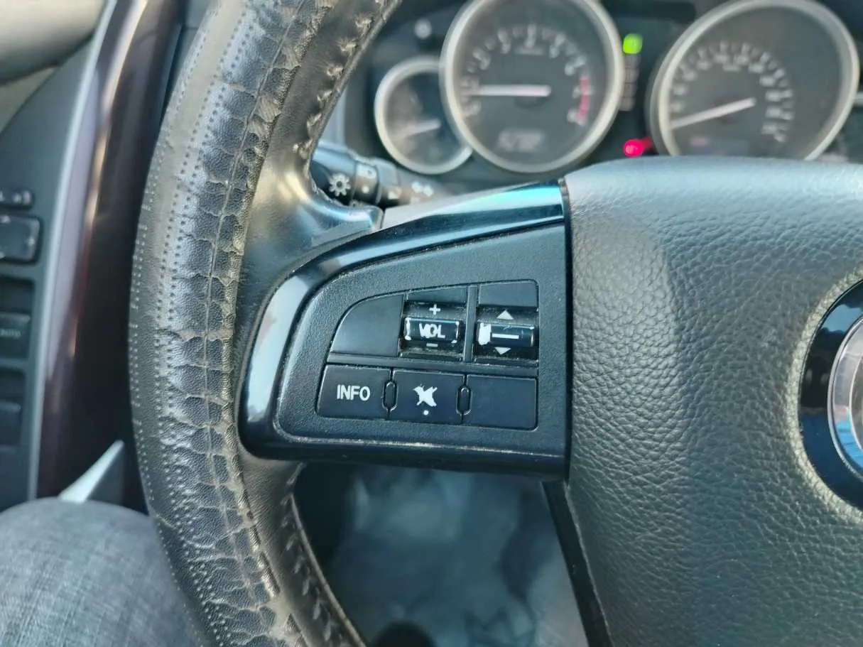 Car image 42