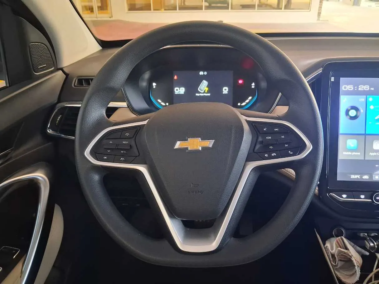 Car image 17