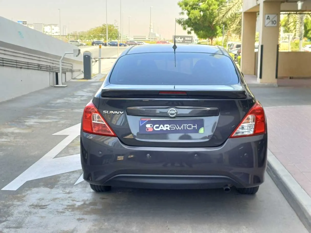 Car image 6