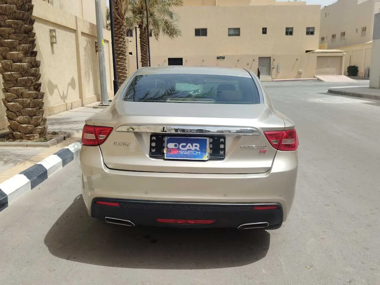 Car image 6