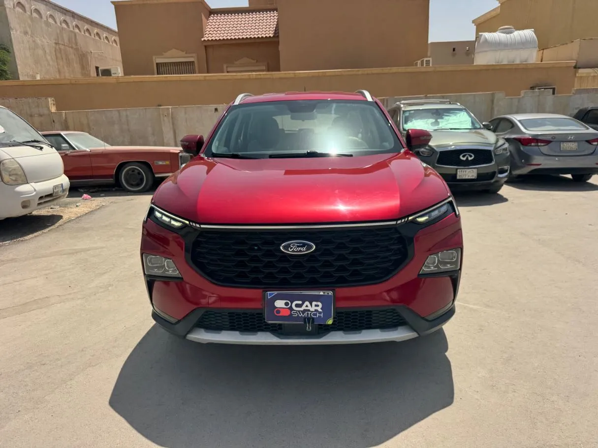 Car image 2