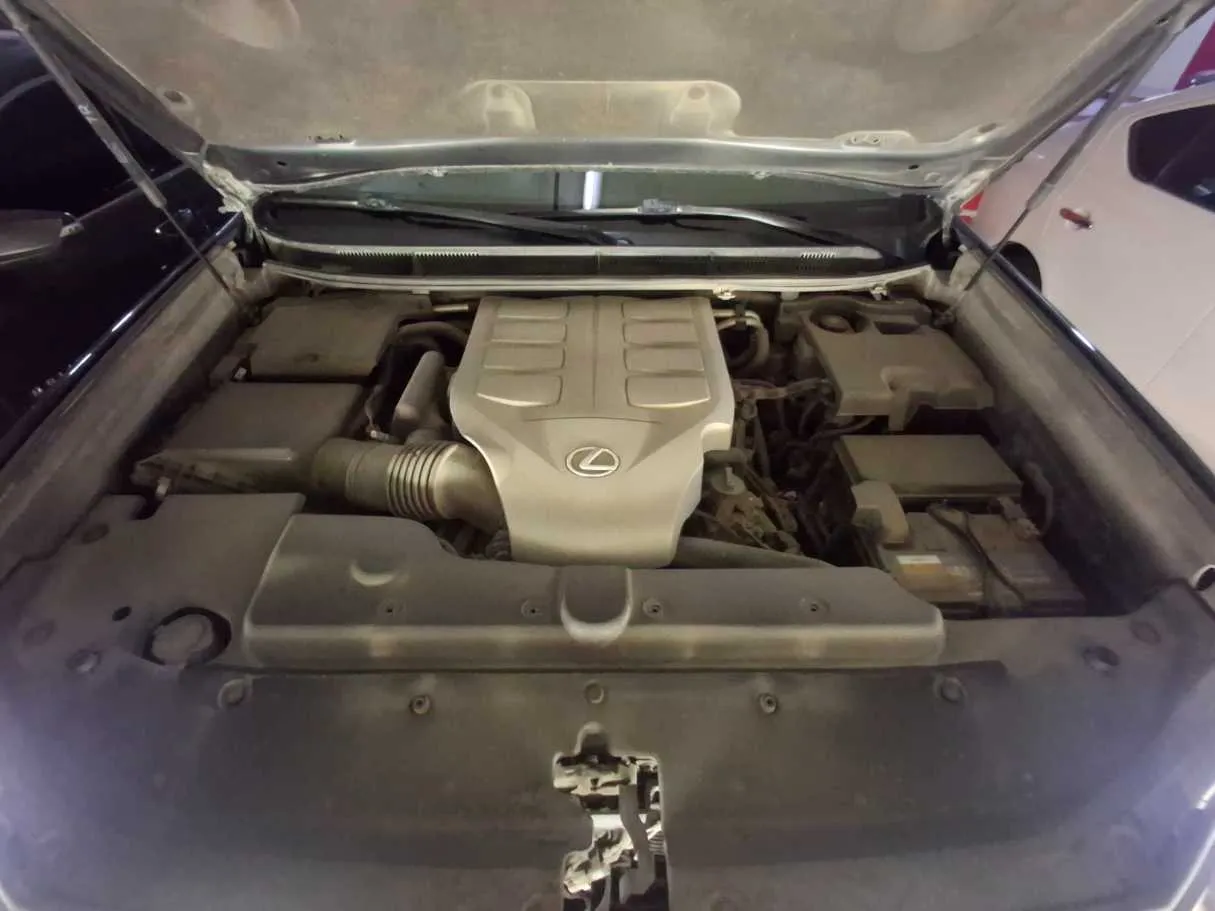 Car image 20