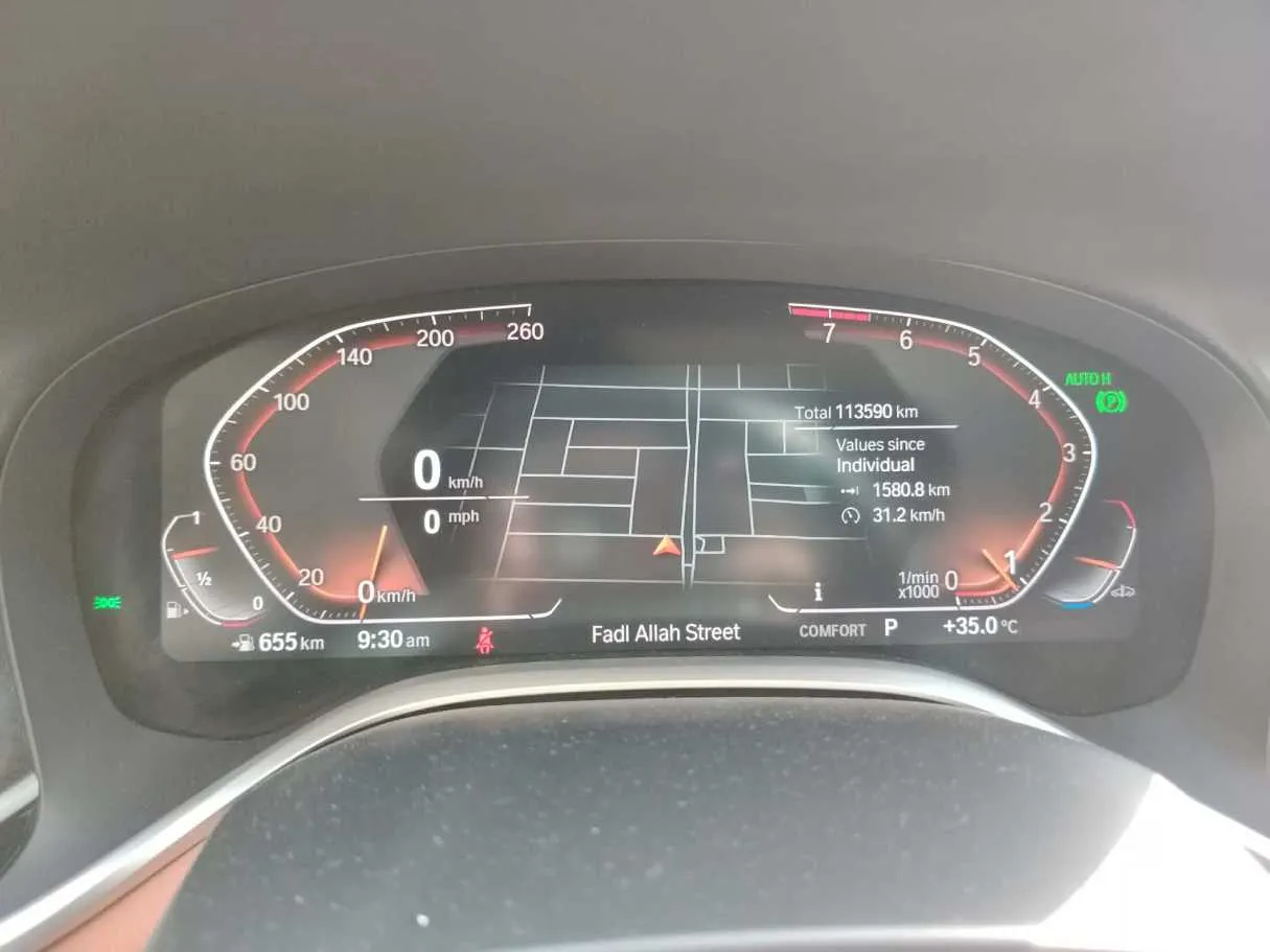 Car image 28
