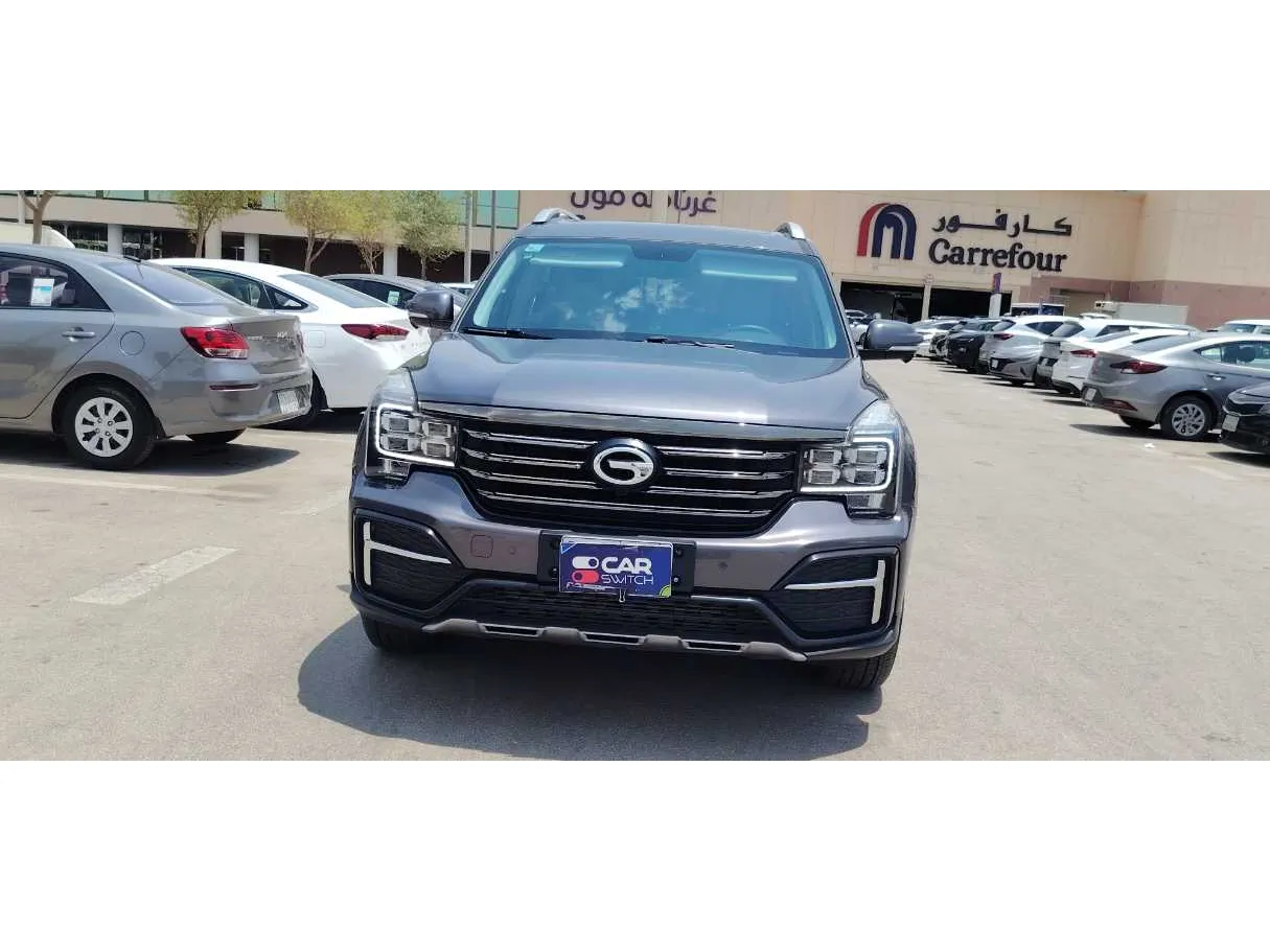 Car image 2