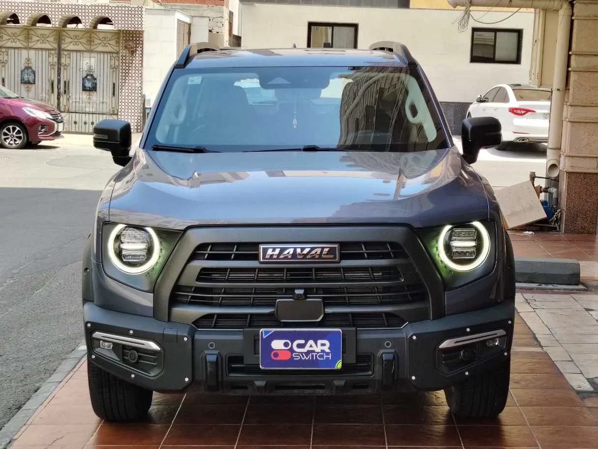 Car image 2