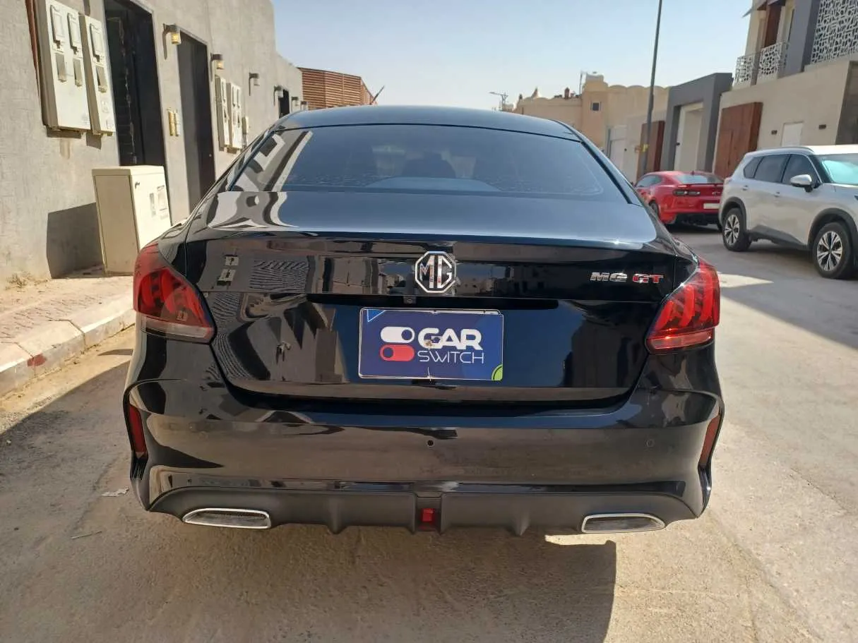 Car image 6