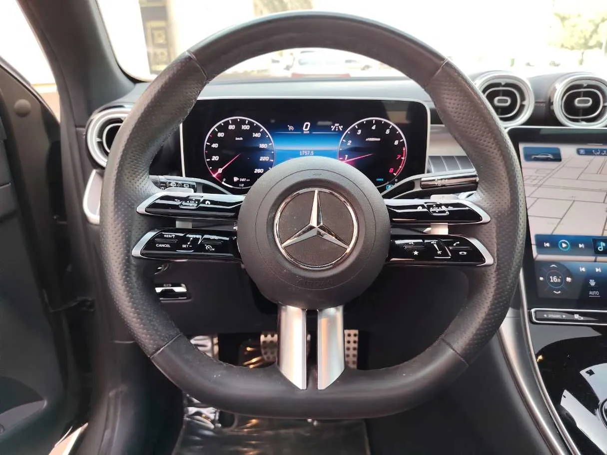 Car image 22