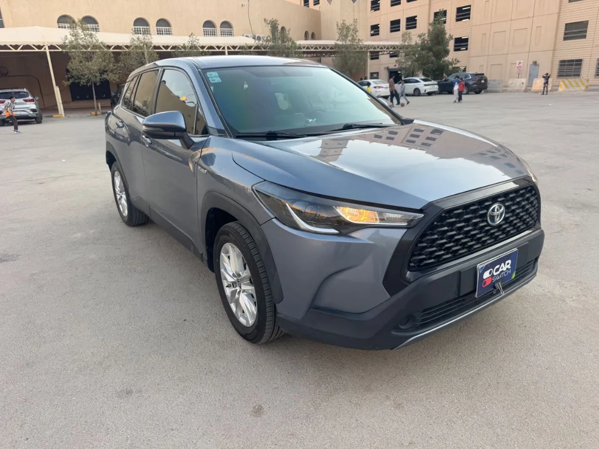Car image 3