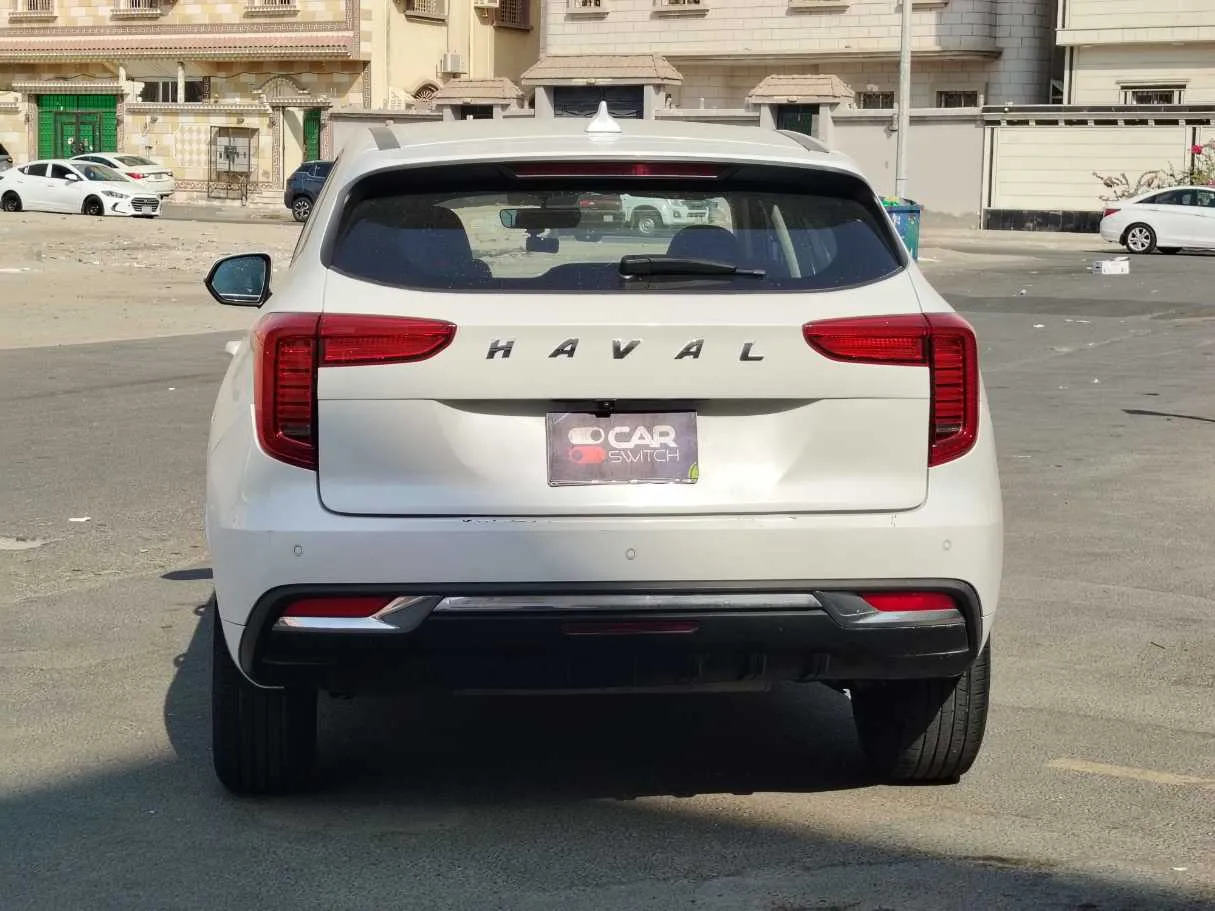 Car image 6