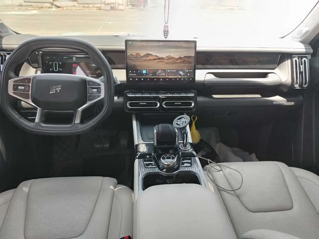 Car image 21